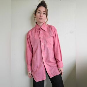 The Big Red Oversized Dagger Collar Button Down XL